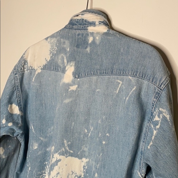 Vintage Gap soft denim button up - Picture 3 of 11